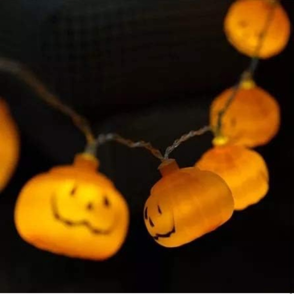 Pumpkin String Lights - Picture 3 of 7